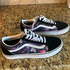 Vans Old Skool Warped Floral Womens Size 9. Worn twice
